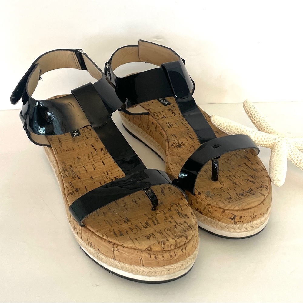 Belle Moda Pilar Wedge sandals Size 7.5